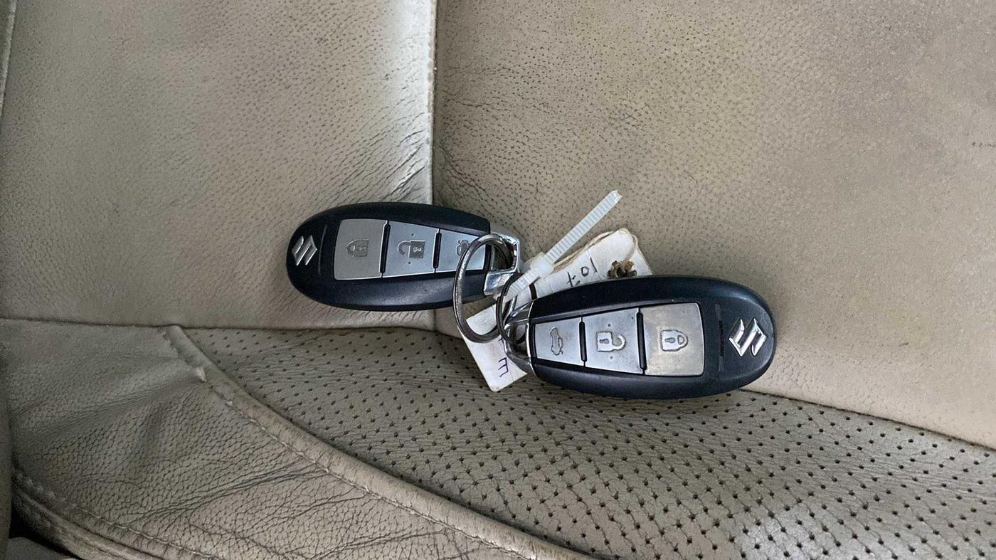 2017 Maruti Ciaz ALPHA 1.4 PETROL, Petrol, Manual, 92,412 km, Key Close Up