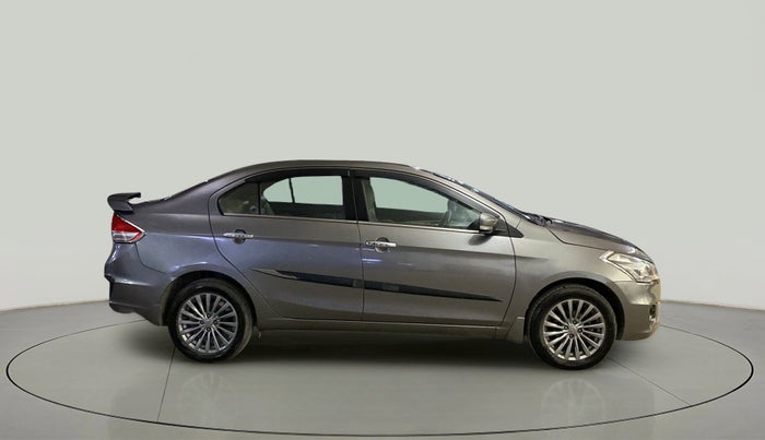 2017 Maruti Ciaz ALPHA 1.4 PETROL, Petrol, Manual, 92,412 km, Right Side View