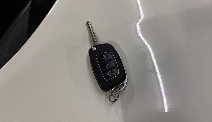 2018 Hyundai Elite i20 ASTA 1.2  CVT, Petrol, Automatic, 29,769 km, Key Close Up