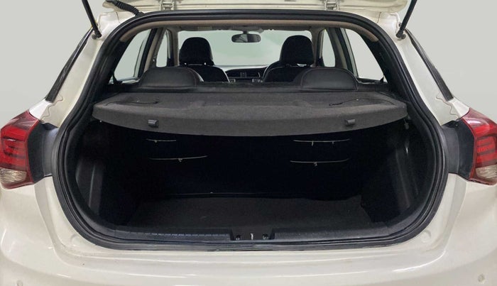 2018 Hyundai Elite i20 ASTA 1.2  CVT, Petrol, Automatic, 29,769 km, Boot Inside