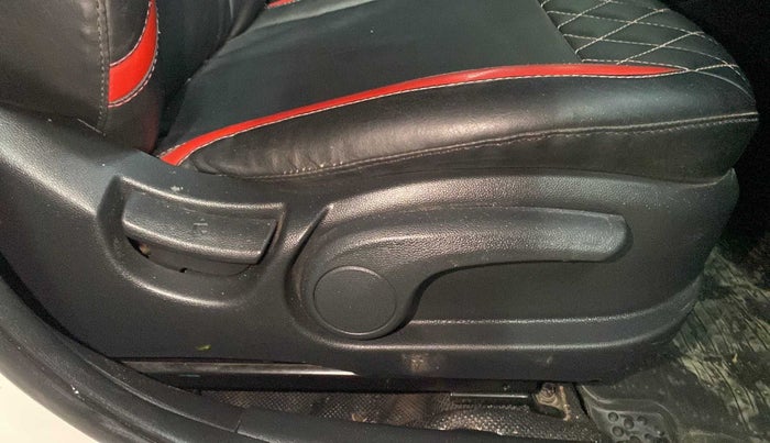 2018 Hyundai Elite i20 ASTA 1.2  CVT, Petrol, Automatic, 29,769 km, Driver Side Adjustment Panel