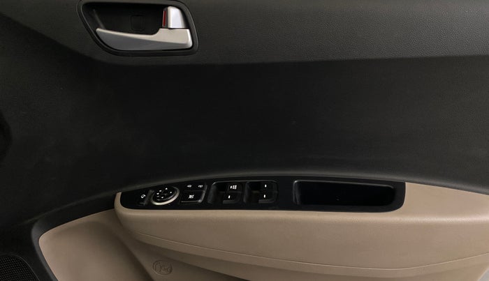 2019 Hyundai Grand i10 SPORTZ 1.2 KAPPA VTVT, Petrol, Manual, 28,424 km, Driver Side Door Panels Control