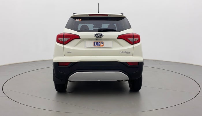 2022 Mahindra XUV300 W8 (O) 1.5 DIESEL, Diesel, Manual, 11,220 km, Back/Rear