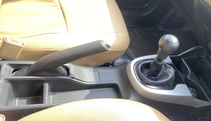 2016 Honda Jazz 1.2L I-VTEC V, Petrol, Manual, 79,031 km, Gear Lever