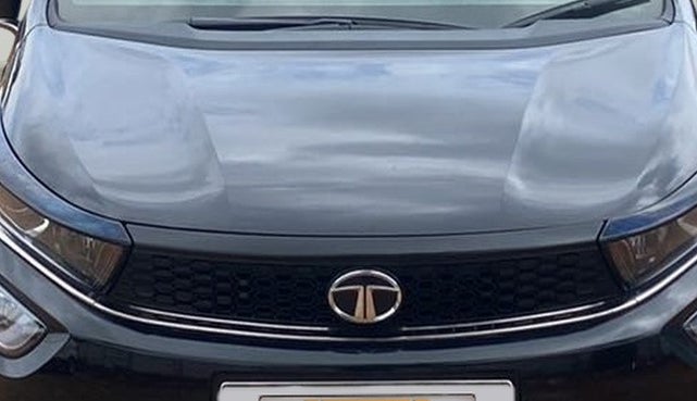 2021 Tata ALTROZ XZ PLUS I-TURBO PETROL DARK EDITION, Petrol, Manual, 25,058 km, Bonnet (hood) - Minor scratches