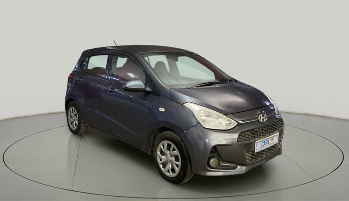 2017 Hyundai Grand i10 SPORTZ 1.2 KAPPA VTVT, CNG, Manual, 99,180 km, Right Front Diagonal