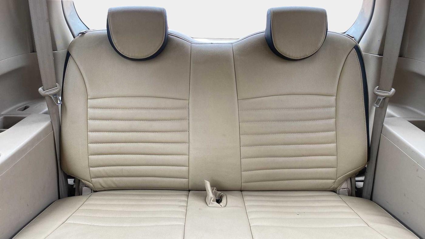 2013 Maruti Ertiga ZXI, Petrol, Manual, 92,460 km, Third Seat Row ( optional )