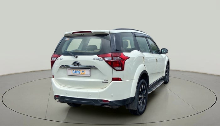 2018 Mahindra XUV500 W11 AT, Diesel, Automatic, 87,907 km, Right Back Diagonal