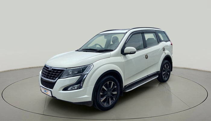 2018 Mahindra XUV500 W11 AT, Diesel, Automatic, 87,907 km, Left Front Diagonal