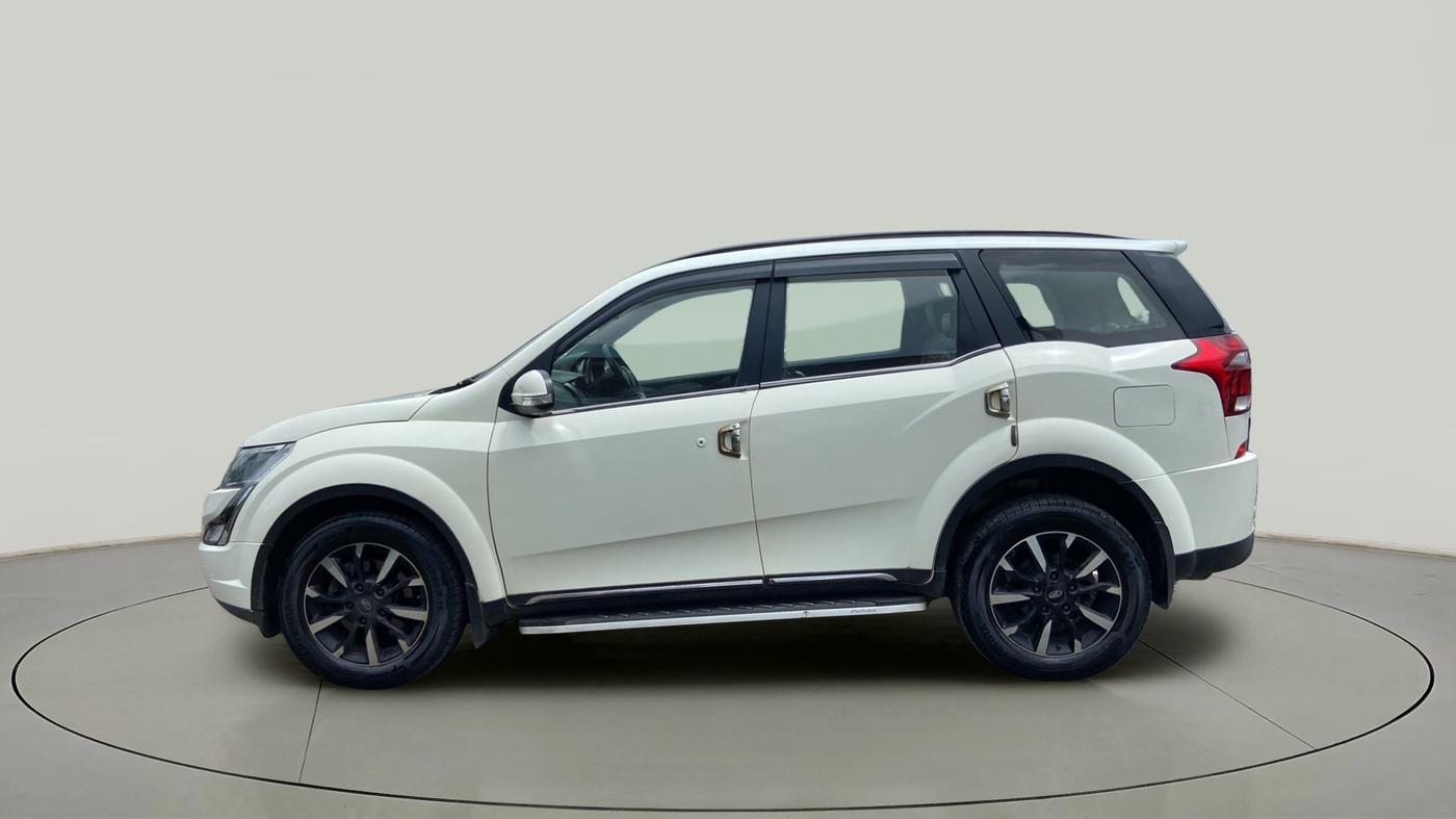 2018 Mahindra XUV500 W11 AT, Diesel, Automatic, 87,907 km, Left Side