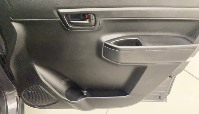 2023 Maruti S PRESSO VXI+, Petrol, Manual, 19,689 km, Driver Side Door Panels Control