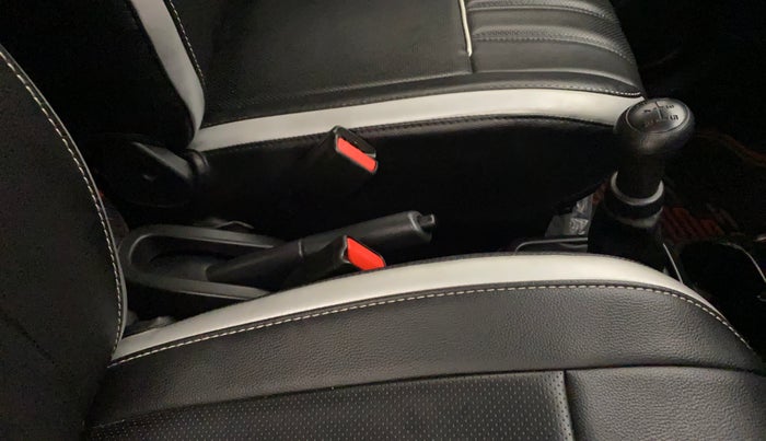 2023 Maruti S PRESSO VXI+, Petrol, Manual, 19,689 km, Gear Lever