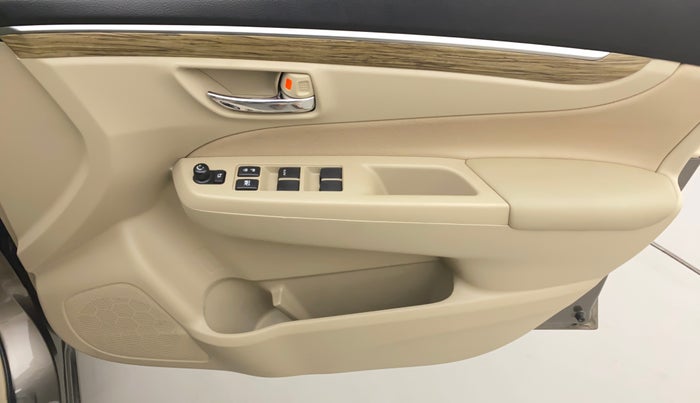 2022 Maruti Ciaz ZETA 1.5 SHVS MT PETROL, Petrol, Manual, 46,547 km, Driver Side Door Panels Control