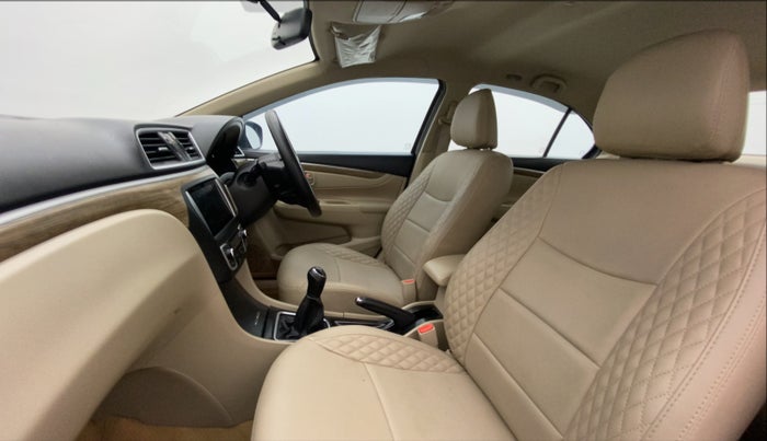 2022 Maruti Ciaz ZETA 1.5 SHVS MT PETROL, Petrol, Manual, 46,547 km, Right Side Front Door Cabin