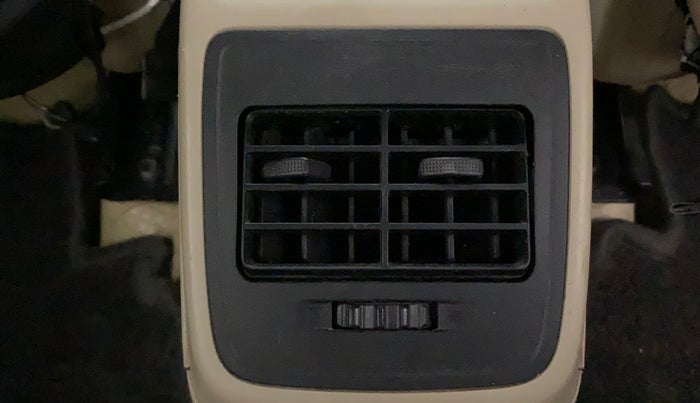 2018 Maruti Dzire VXI, Petrol, Manual, 30,781 km, Rear AC Vents