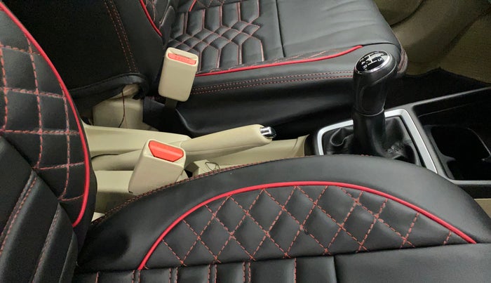 2018 Maruti Dzire VXI, Petrol, Manual, 30,781 km, Gear Lever
