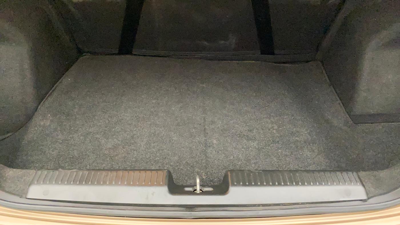 2018 Maruti Dzire VXI, Petrol, Manual, 30,781 km, Boot Inside