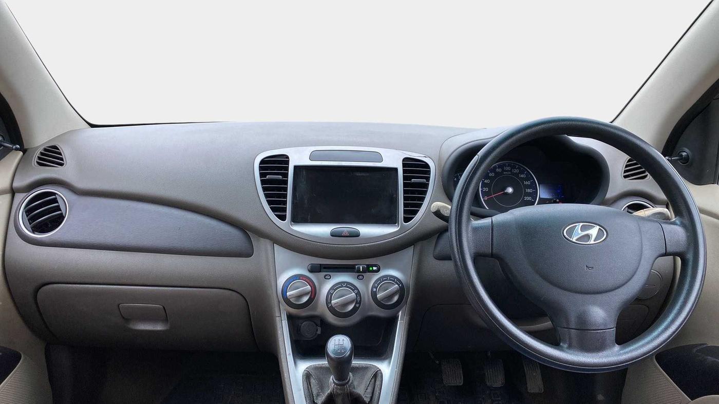 2014 Hyundai i10 MAGNA 1.1, Petrol, Manual, 50,220 km, Dashboard