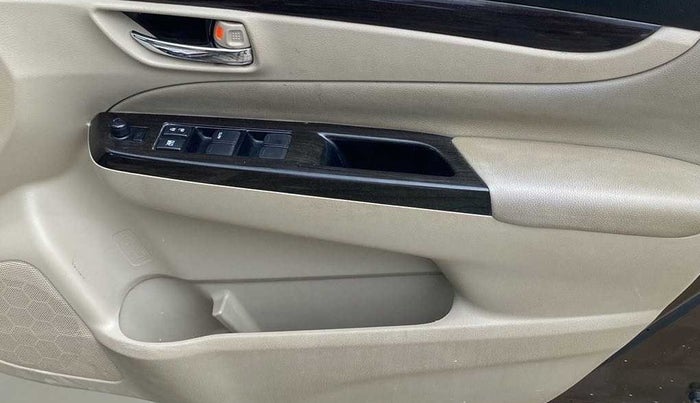 2016 Maruti Ciaz ZXI, Petrol, Manual, 50,219 km, Driver Side Door Panels Control