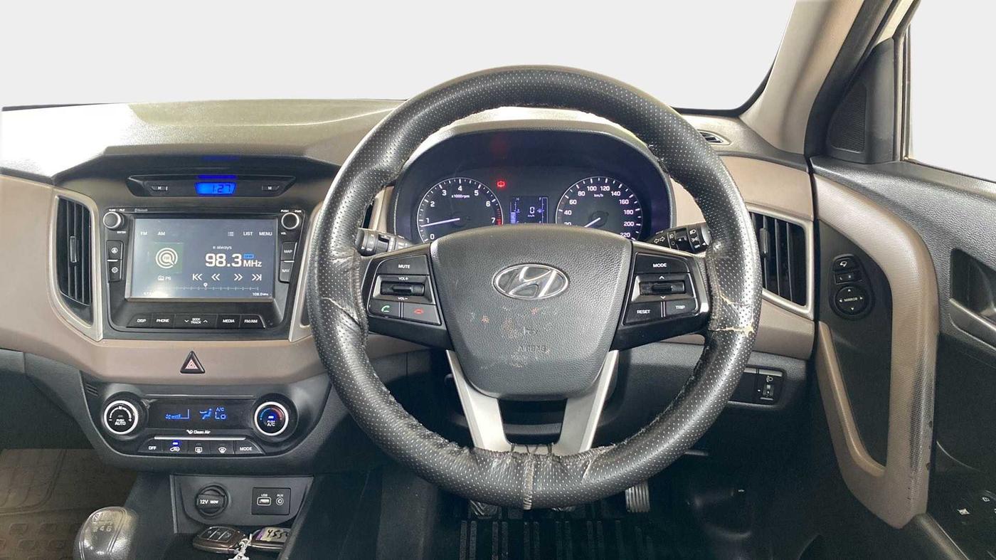2017 Hyundai Creta SX PLUS 1.6 PETROL, Petrol, Manual, 63,693 km, Steering Wheel Close Up