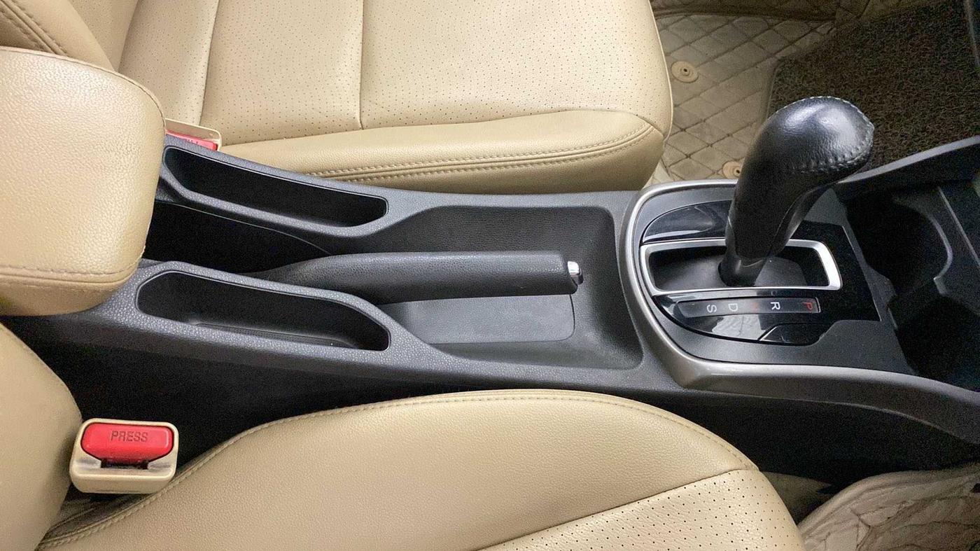 2017 Honda City 1.5L I-VTEC ZX CVT, Petrol, Automatic, 74,671 km, Gear Lever