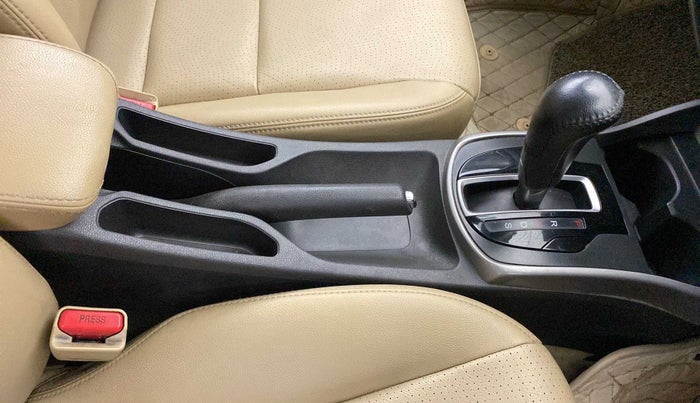 2017 Honda City 1.5L I-VTEC ZX CVT, Petrol, Automatic, 74,671 km, Gear Lever