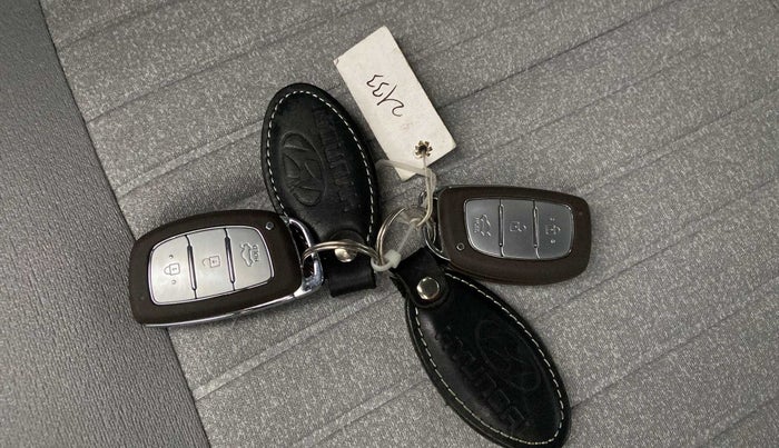 2023 Hyundai GRAND I10 NIOS ASTA 1.2 KAPPA VTVT, Petrol, Manual, 2,850 km, Key Close Up