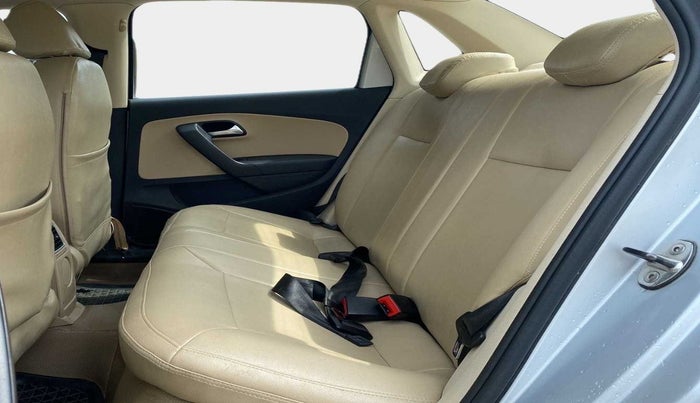 2017 Volkswagen Ameo HIGHLINE1.2L PLUS 16 ALLOY, Petrol, Manual, 33,291 km, Right Side Rear Door Cabin