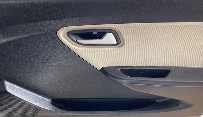2021 Maruti Alto VXI, Petrol, Manual, 42,577 km, Driver Side Door Panels Control