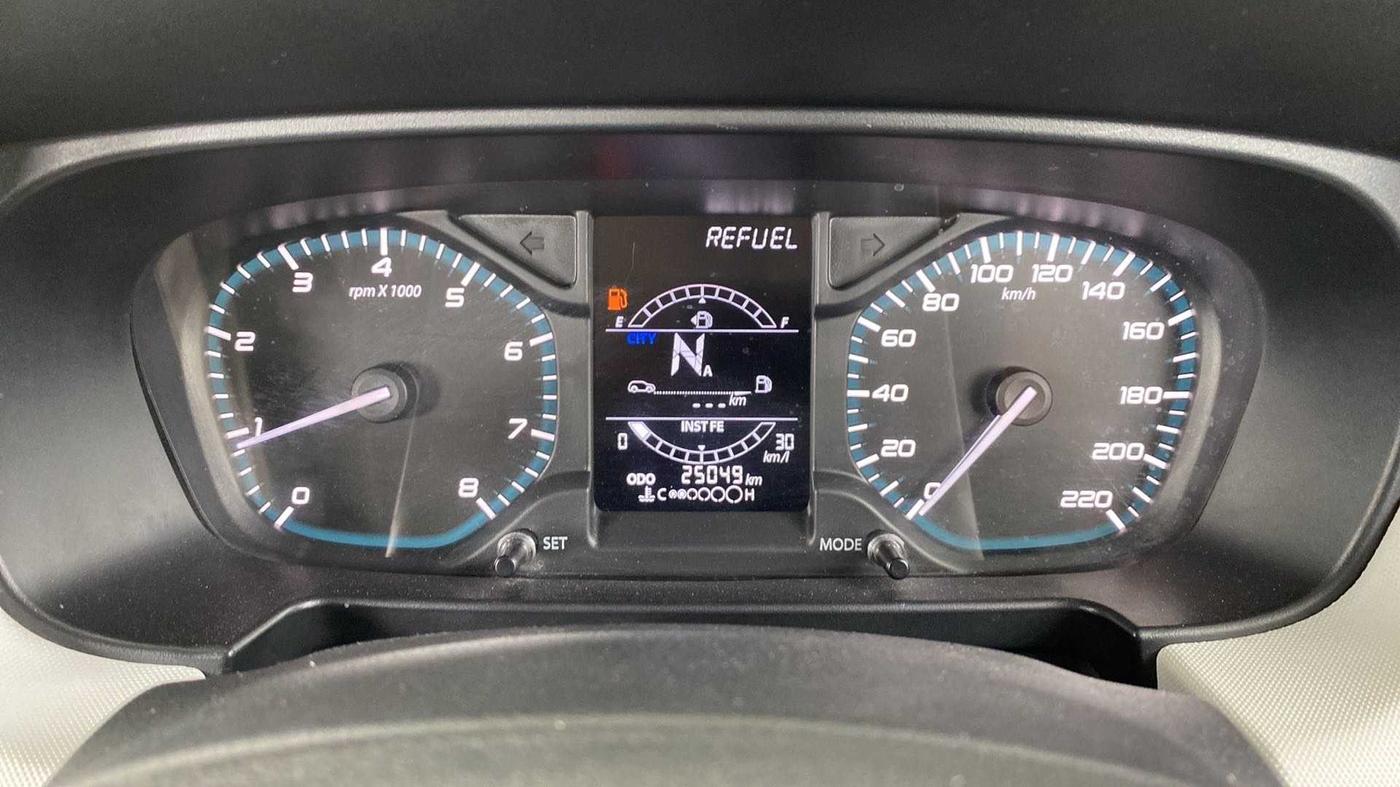 2022 Tata PUNCH ACCOMPLISHED AMT, Petrol, Automatic, 25,040 km, Odometer Image