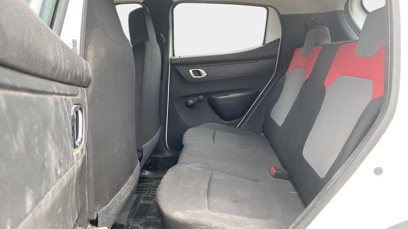 2019 Renault Kwid RXT 0.8 (O), Petrol, Manual, 6,098 km, Right Side Rear Door Cabin