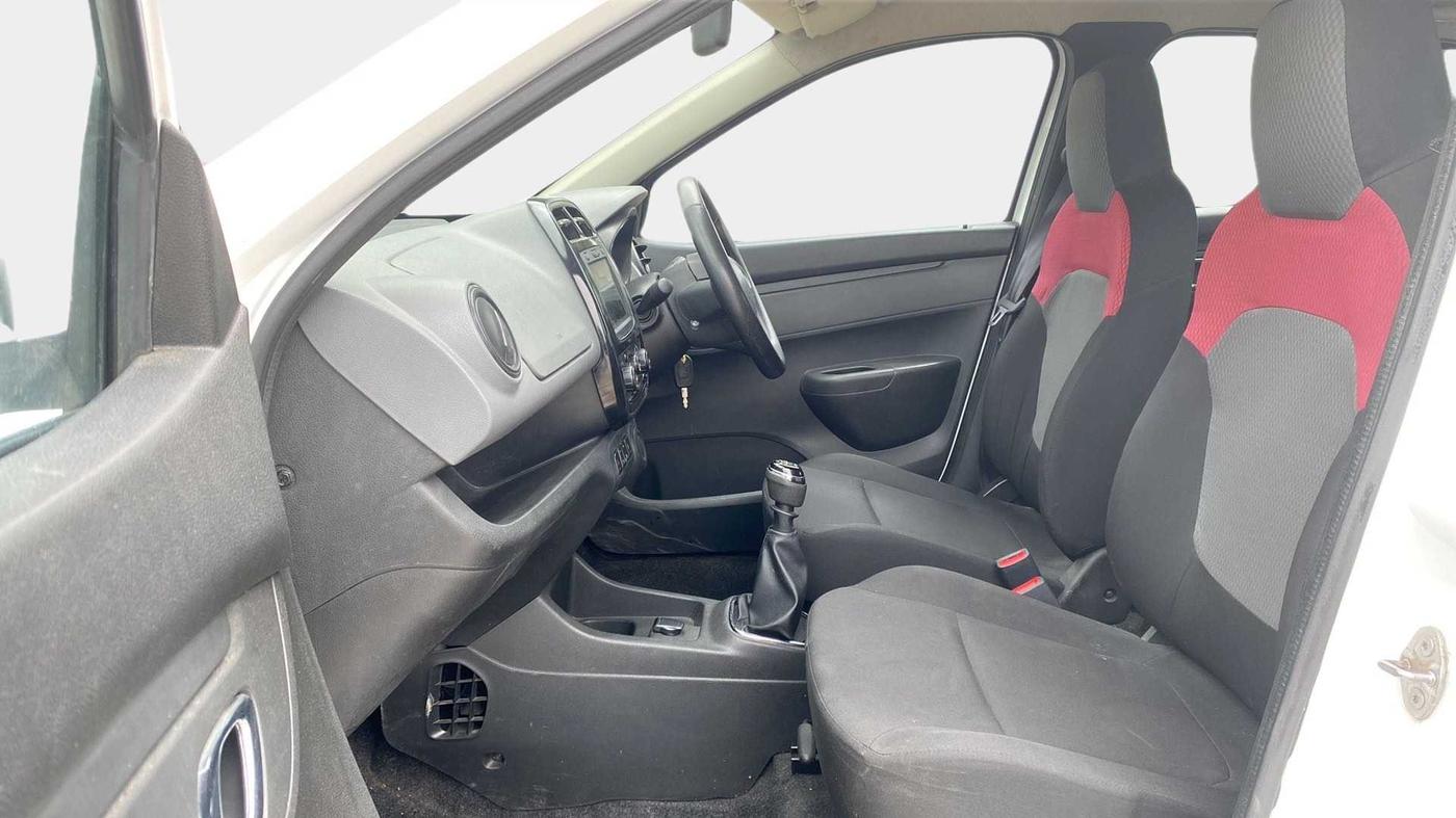 2019 Renault Kwid RXT 0.8 (O), Petrol, Manual, 6,098 km, Right Side Front Door Cabin