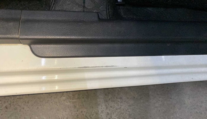 2020 Maruti New Wagon-R LXI CNG 1.0, CNG, Manual, 74,912 km, Right running board - Minor scratches