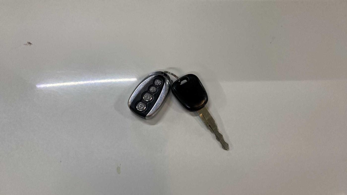 2020 Maruti New Wagon-R LXI CNG 1.0, CNG, Manual, 74,912 km, Key Close Up
