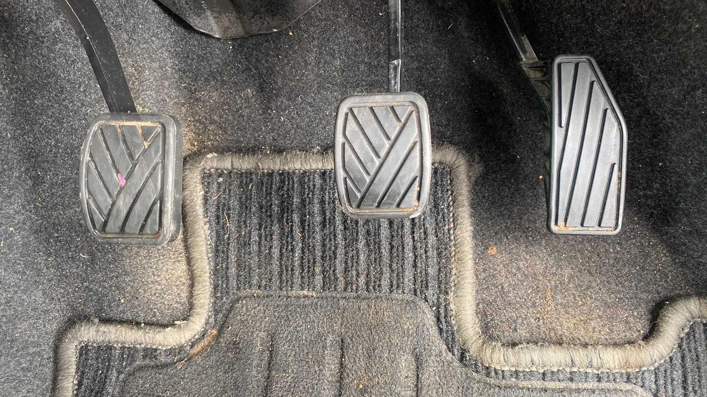 2021 Maruti XL6 ALPHA MT, Petrol, Manual, 30,449 km, Pedals