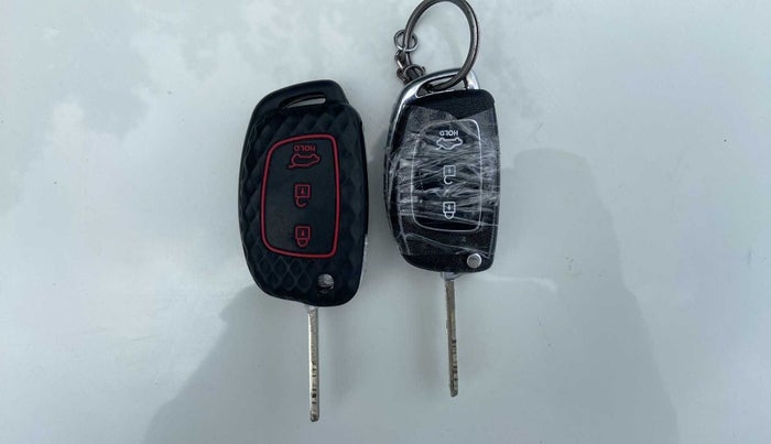 2014 Hyundai Xcent S 1.2, Petrol, Manual, 50,859 km, Key Close Up