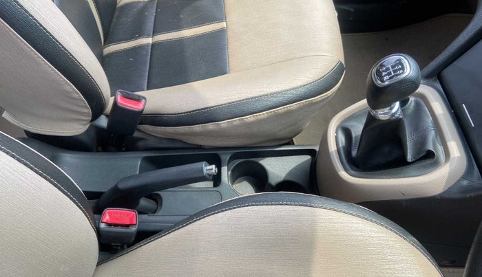 2014 Hyundai Xcent S 1.2, Petrol, Manual, 50,859 km, Gear Lever