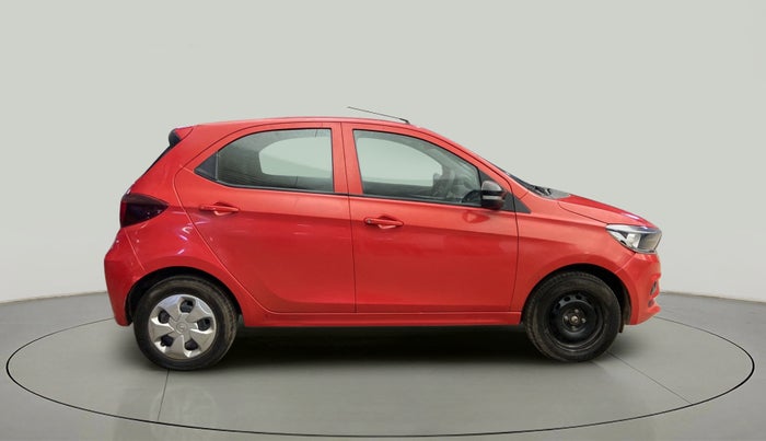 2023 Tata Tiago XT (O) PETROL, Petrol, Manual, 17,559 km, Right Side View