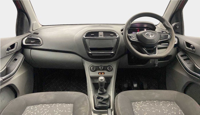 2023 Tata Tiago XT (O) PETROL, Petrol, Manual, 17,559 km, Dashboard