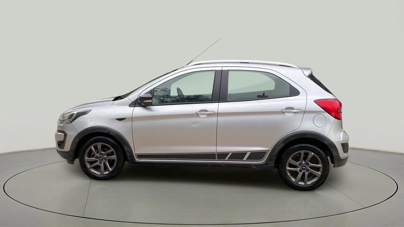 2018 Ford FREESTYLE TITANIUM 1.5 DIESEL, Diesel, Manual, 98,717 km, Left Side
