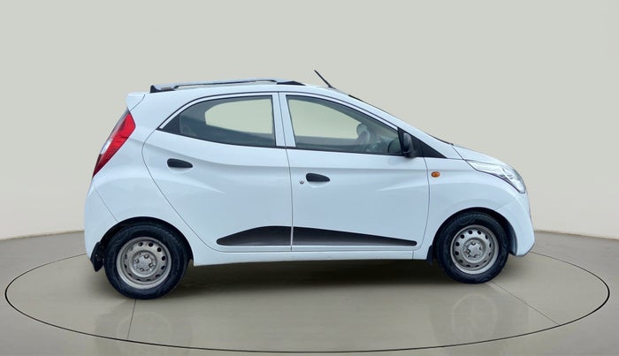 2018 Hyundai Eon ERA +, Petrol, Manual, 17,524 km, Right Side View