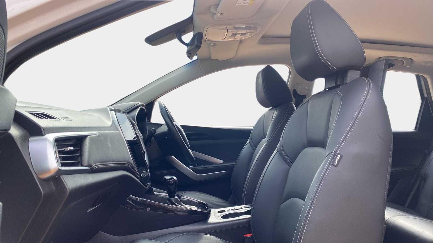 2019 MG HECTOR SHARP 1.5 DCT PETROL, Petrol, Automatic, 32,644 km, Right Side Front Door Cabin