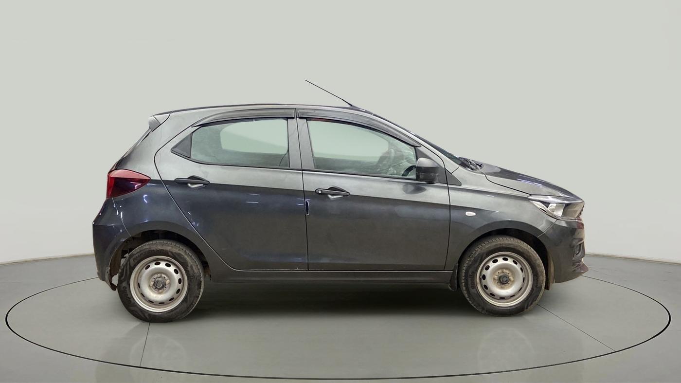 2023 Tata Tiago XM CNG, CNG, Manual, 16,890 km, Right Side View