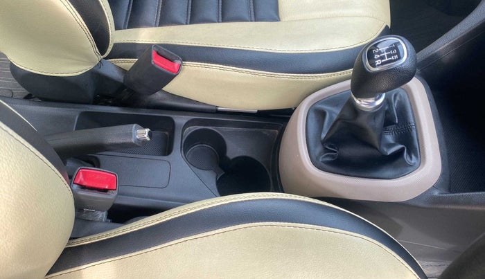 2018 Hyundai Grand i10 SPORTZ 1.2 KAPPA VTVT, Petrol, Manual, 15,854 km, Gear Lever