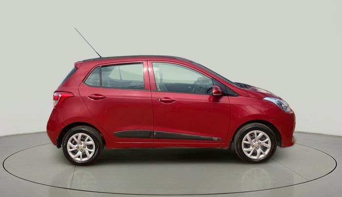 2018 Hyundai Grand i10 SPORTZ 1.2 KAPPA VTVT, Petrol, Manual, 15,854 km, Right Side View
