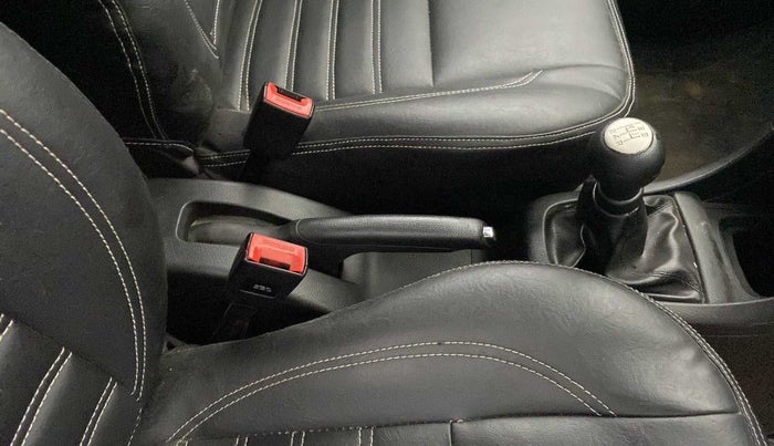 2016 Maruti Swift LXI, Petrol, Manual, 82,346 km, Gear Lever