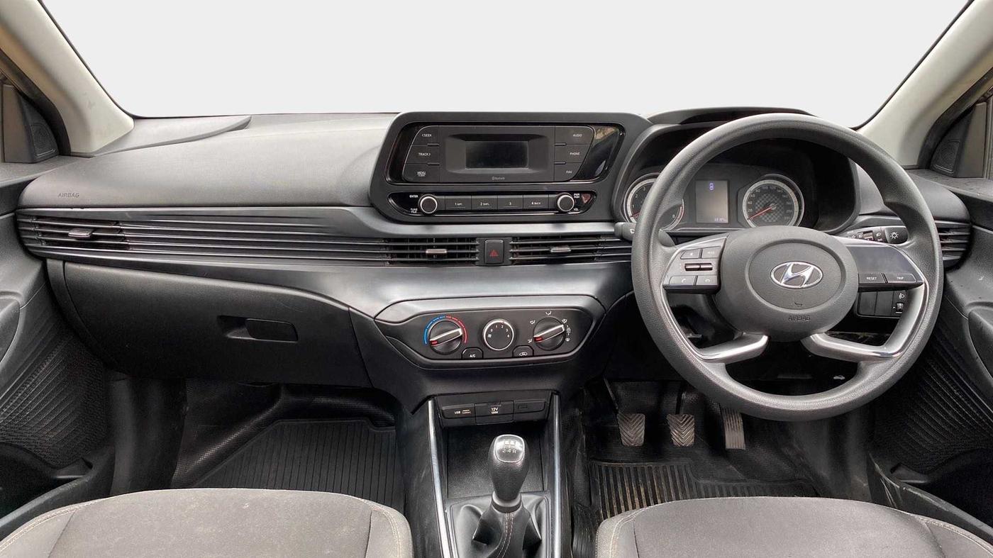 2021 Hyundai NEW I20 MAGNA 1.2 MT, CNG, Manual, 33,267 km, Dashboard