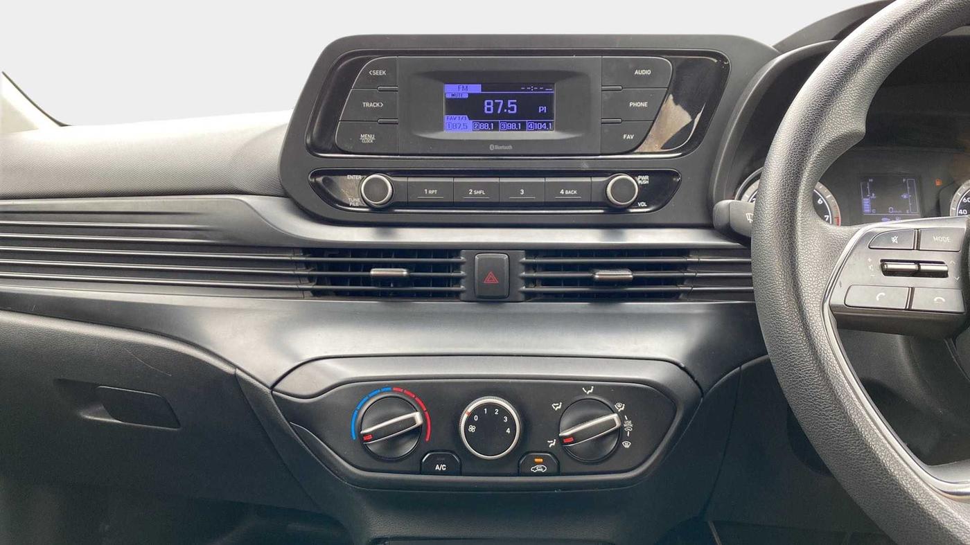 2021 Hyundai NEW I20 MAGNA 1.2 MT, CNG, Manual, 33,267 km, Air Conditioner