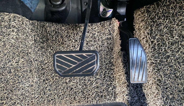 2020 Maruti New Wagon-R VXI (O) 1.2 AMT, Petrol, Automatic, 29,162 km, Pedals