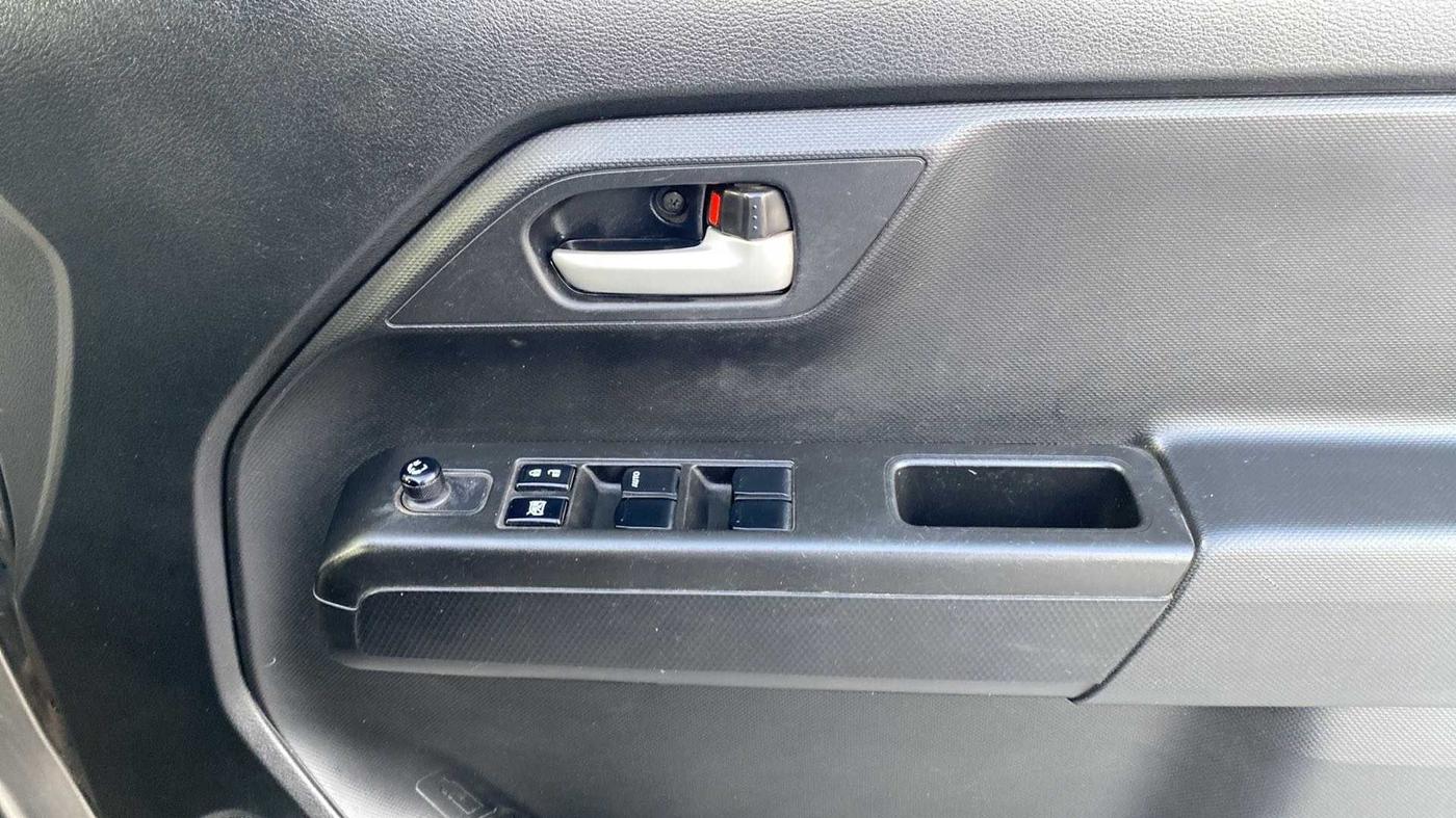 2020 Maruti New Wagon-R VXI (O) 1.2 AMT, Petrol, Automatic, 29,162 km, Driver Side Door Panels Control